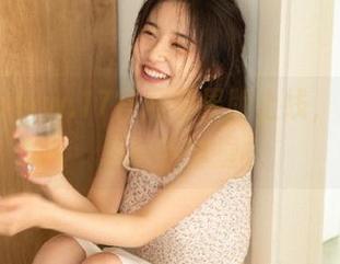 www.17官网苹果版上线，海量瓜料一手掌握