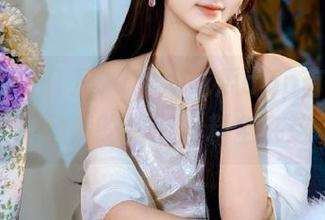 打开91黑料吃瓜app首页，少女私藏的超in爆料全在这
