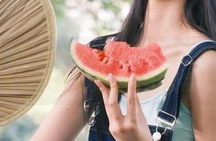 天天吃瓜网是干嘛的？苹果版iOS版本查看到底有什么特色