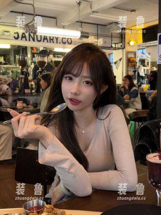 追踪“黑料不打烊正能量”的新线路，揭秘明星背后的正能量。-装徳鲁