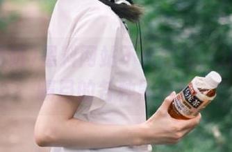 黑料网站不负期待，分享让人瞩目的各种黑料！